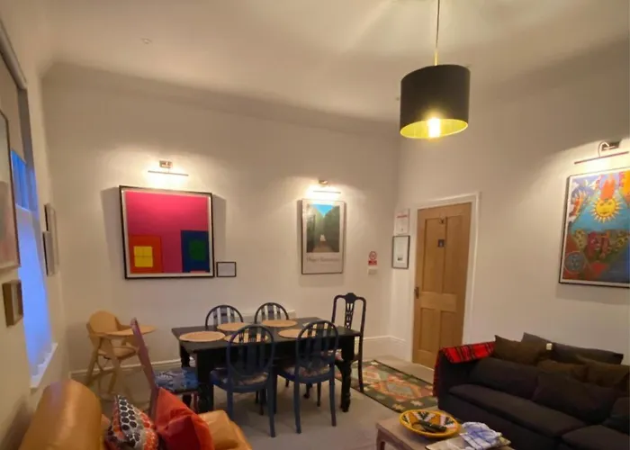 Gensing Lodge -A Beautiful 3 Bedroom Boutique-Award Winning